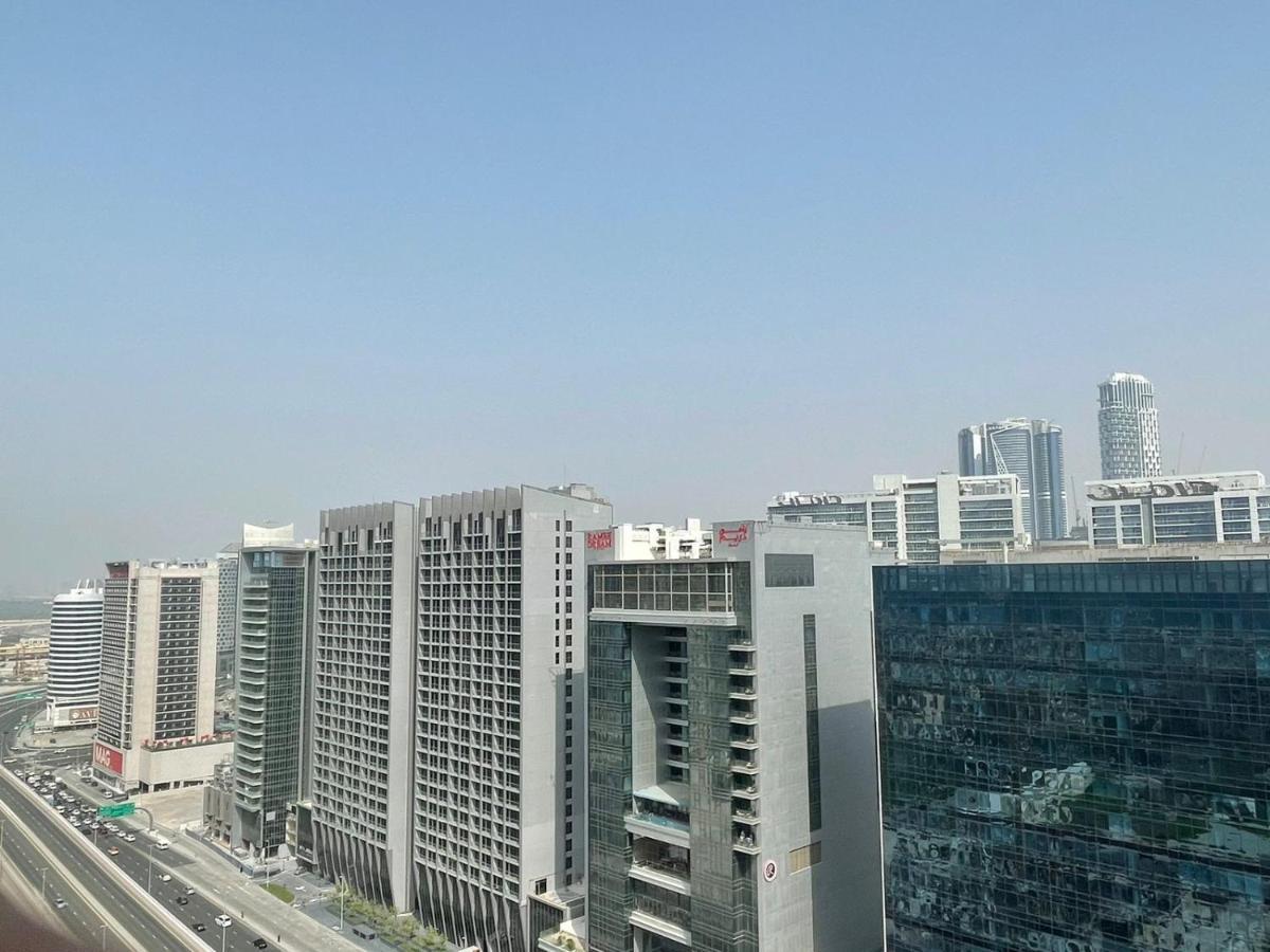 Magnificent - Damac Distinction Downtown Apartment ดูไบ ภายนอก รูปภาพ