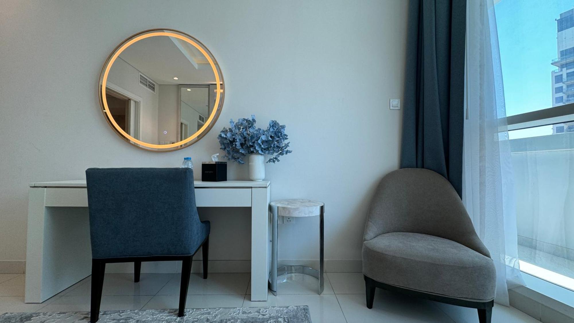 Magnificent - Damac Distinction Downtown Apartment ดูไบ ภายนอก รูปภาพ