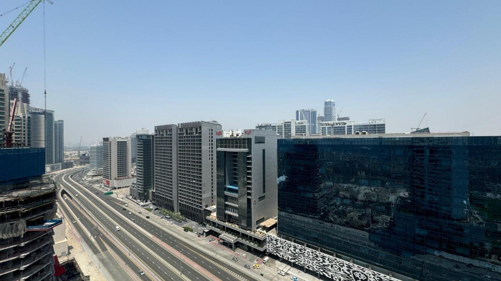Magnificent - Damac Distinction Downtown Apartment ดูไบ ภายนอก รูปภาพ